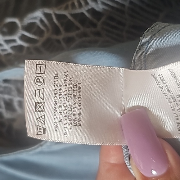 Holding Horses|| Anthropologie  Chambray Crochet Top Size 4 - Picture 10 of 10